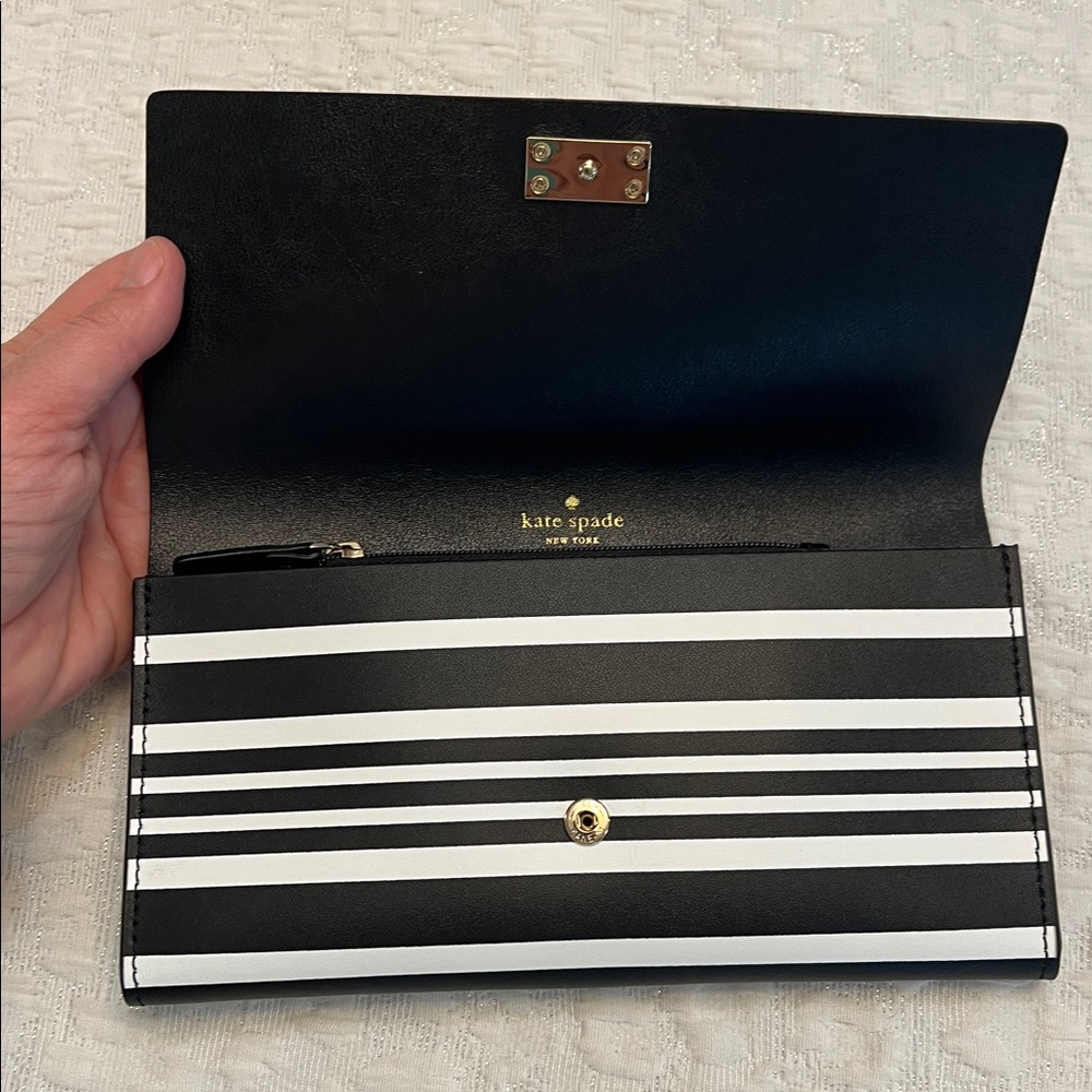 KATE SPADE STRIPED LEATHER WALLET BLACK & WHITE - Picture 5 of 16